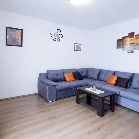 Apartment Jelcic ポドストラナ エクステリア 写真